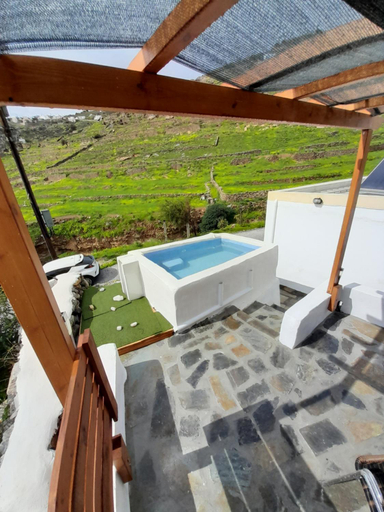 Swimming pool, Ifigenia Apartments, South Aegean