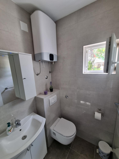 Bathroom 5, Villa Nena in central Dalmatia, Trogir