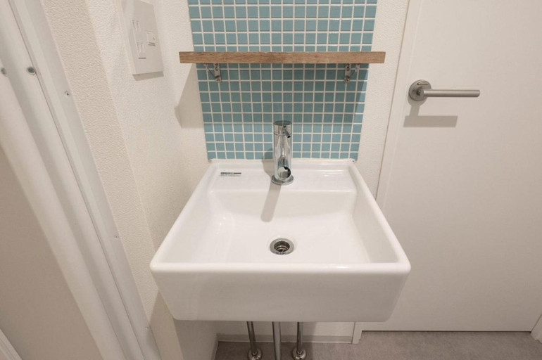 Bathroom 4