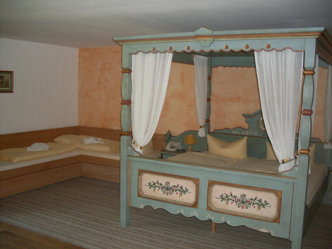 Bedroom 5