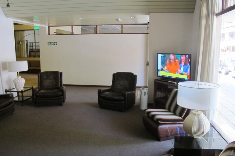 Others 5, Hotel Emperador, Necochea