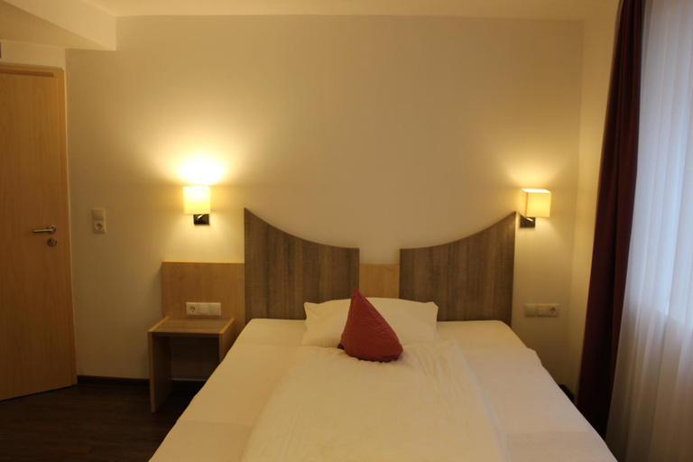 Bedroom 10