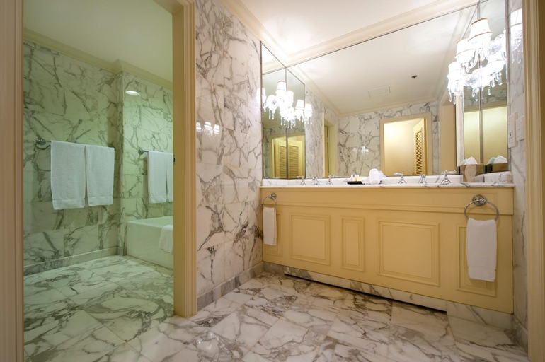 Bathroom 8