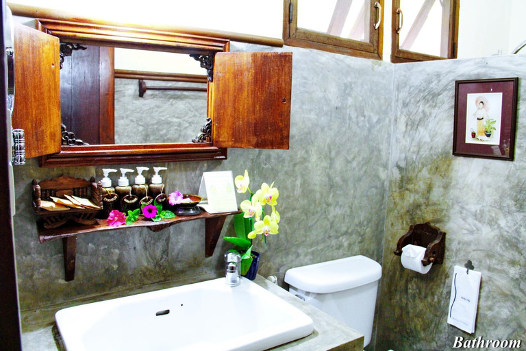 Bathroom 15