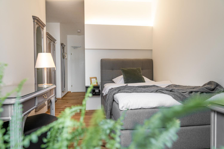 Bedroom 10