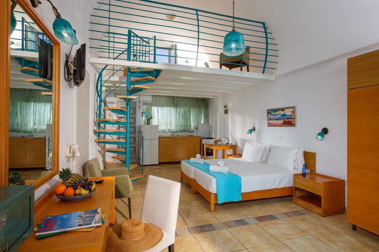 Others 5, Romantica Beach, Crete