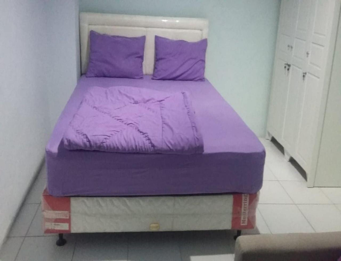 Bedroom 13