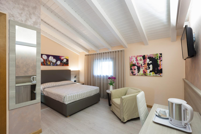 Bedroom 5
