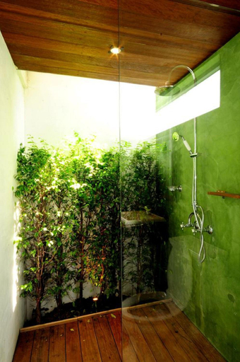 Bathroom 11