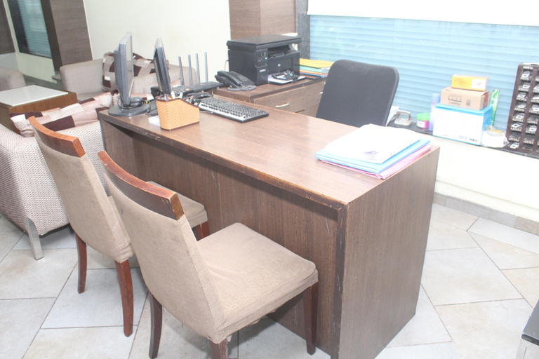 Others 3, Hotel Western Court, Palghar