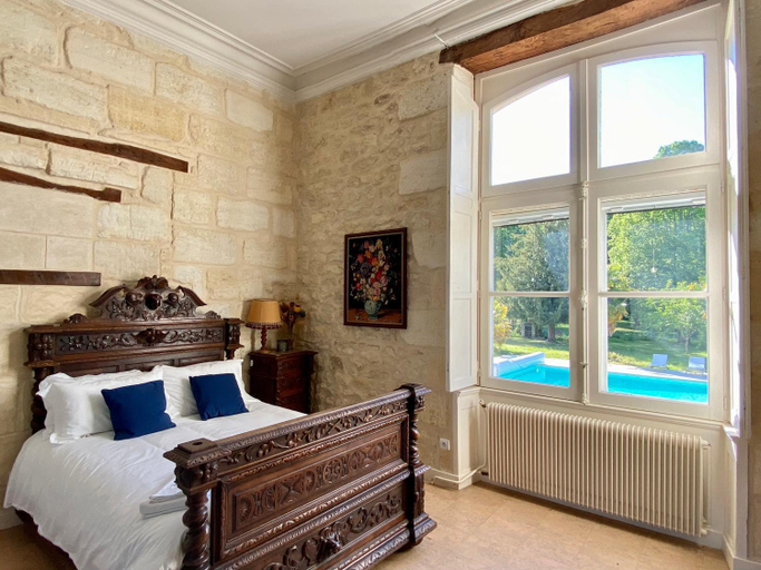 Others 5, Chateau Borgeat de Lagrange - privatisation, Gironde