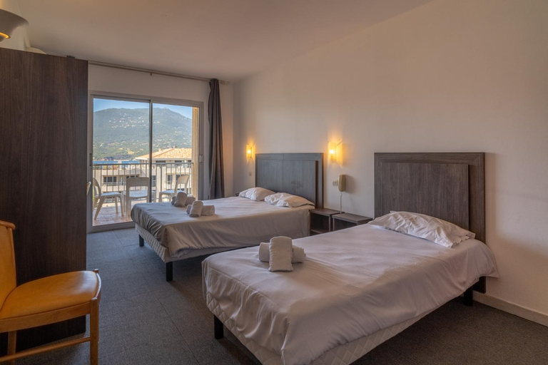 Others 5, Hotel Hibiscus, Corse-du-Sud
