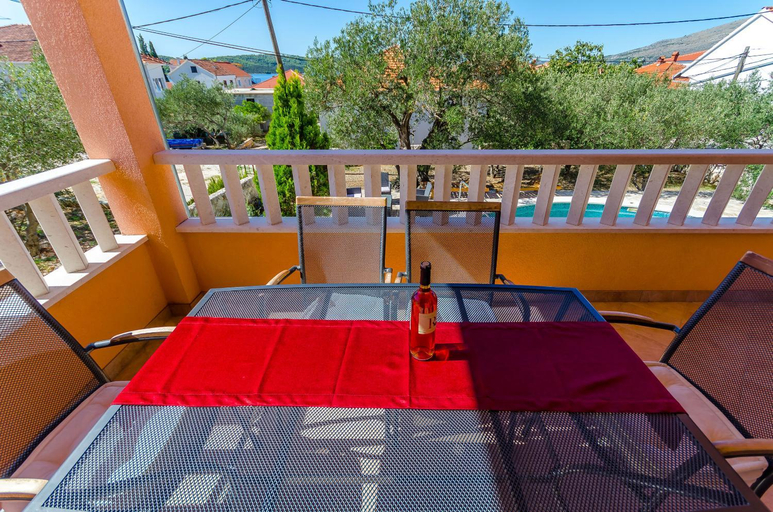 Others 4, Apartments Melita, Okrug