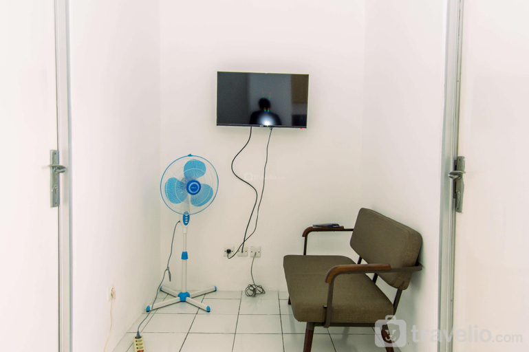 Comfort 2BR at Menara Kebon Jeruk Apt By Travelio, West Jakarta