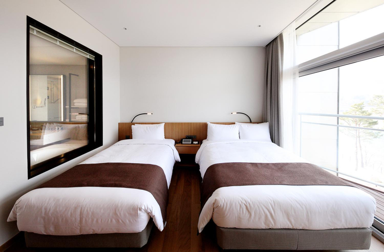 Bedroom 2, Midas Hotel and Resort, Gapyeong