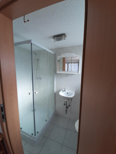 Others 4, Biberach-Riss-Zimmer-frei, Einzel-Zimmer Bad Kuche, Biberach