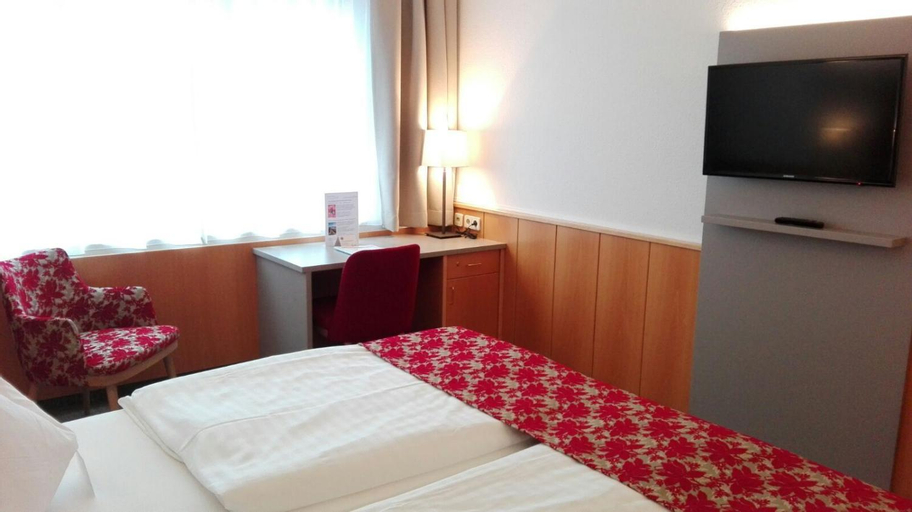Bedroom 9