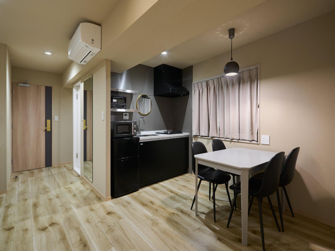 Dining Room 8