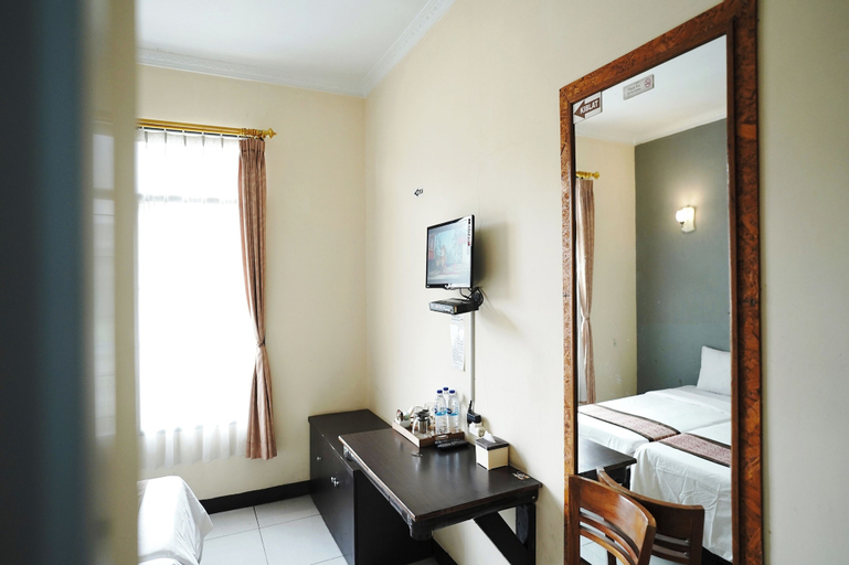 Bedroom 27