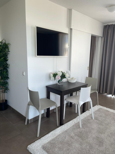 Dining Room 7