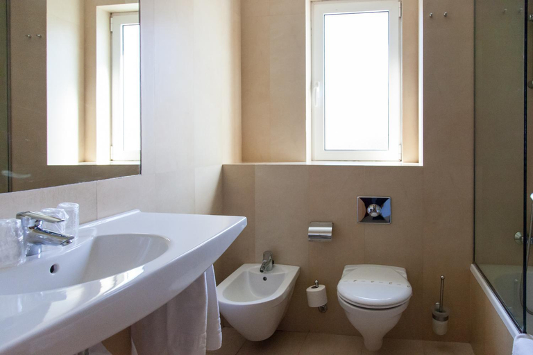 Bathroom 4, Hotel Miera, Cantabria