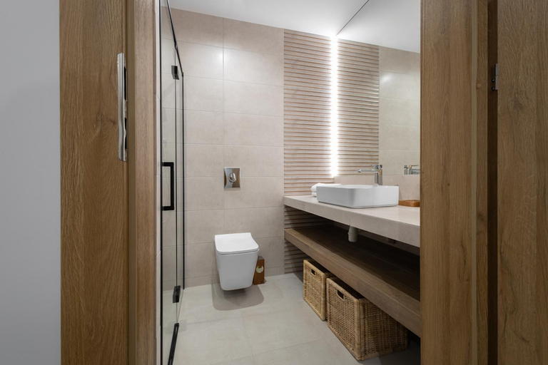 Others 4, Gold Apartments Cicha 12 - Centrum - Dwie sypialnie i parking, Nowy Sącz