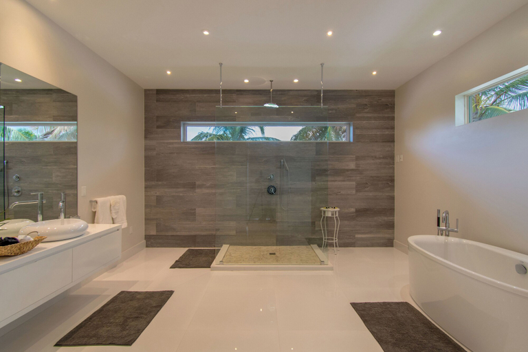 Bathroom 4, Luxurious Beach Retreat w/ Heated Pool&basketball, Broward