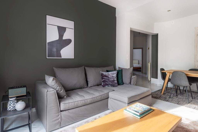 Interior 2, Classic Living 2 Bd Historic Mets Apt, Attica