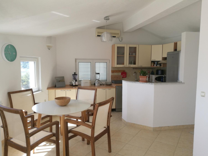 Others 3, Apartman S&D Rogoznica, Rogoznica