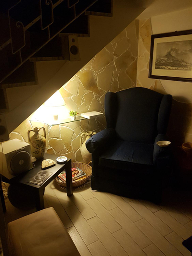 Others 4, Borgo Marinaro, Catania