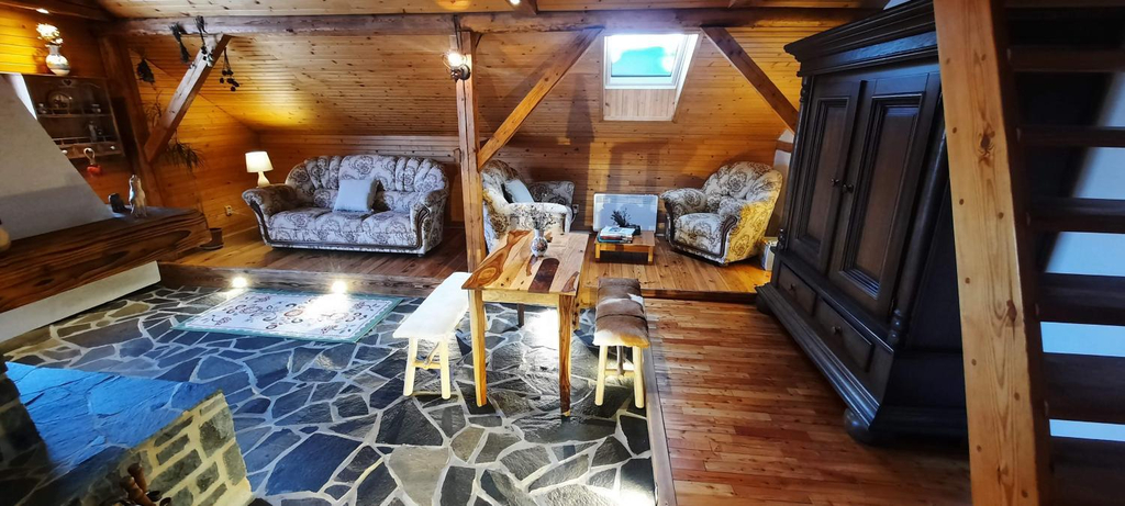 Guestroom, Podkrovie v zeleni - privat, Poprad