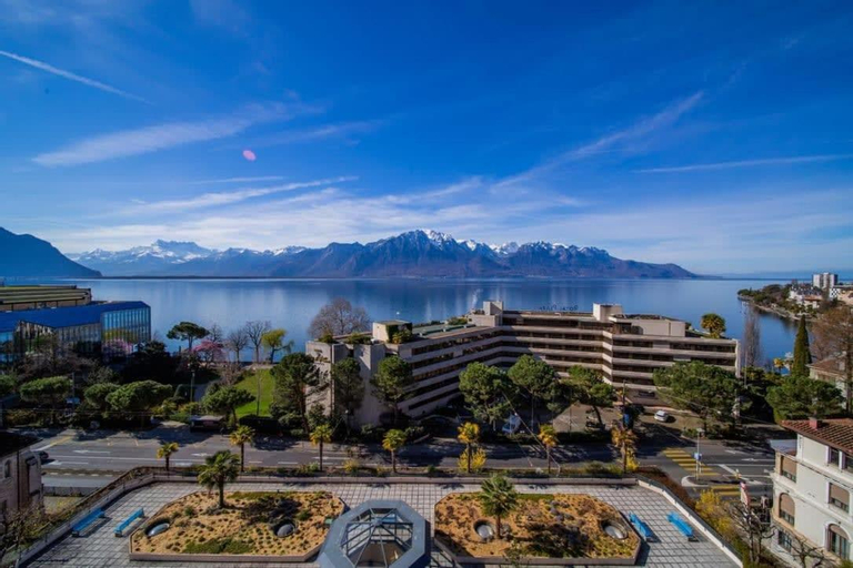 Alpine Stunning Apartment in Montreux by GuestLee, Pays-d'Enhaut