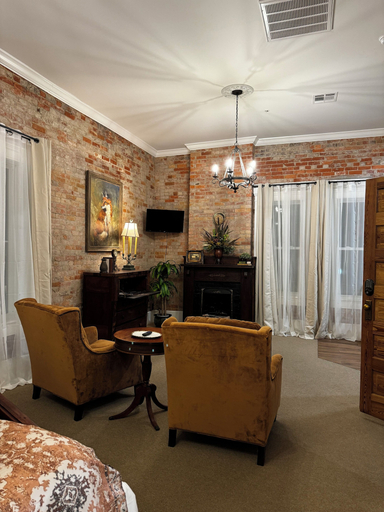 Others 5, The Osceola Hotel and Event Center, Seminole