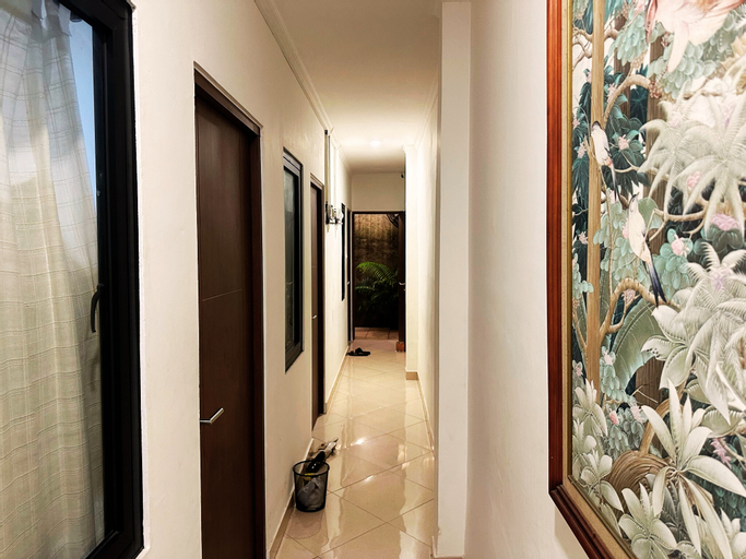 Exterior & Views 5, The Segaran House (Syariah), East Jakarta