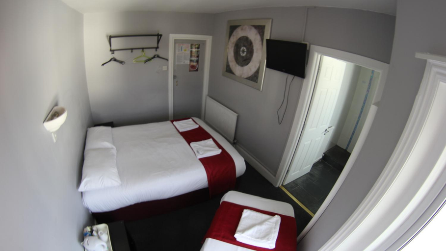 Bedroom 6
