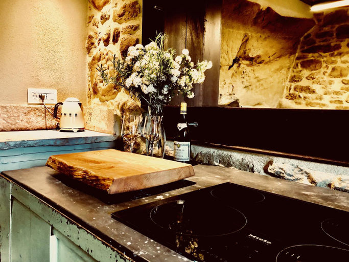 Others 4, PIPPO'S LITTLE RESORT/2, Arezzo