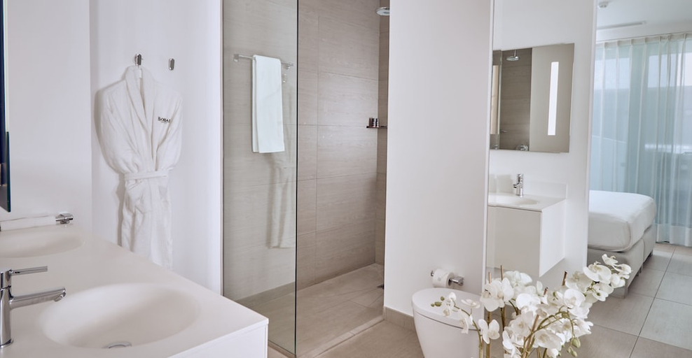 Bathroom 4, Baobab Suites, Santa Cruz de Tenerife