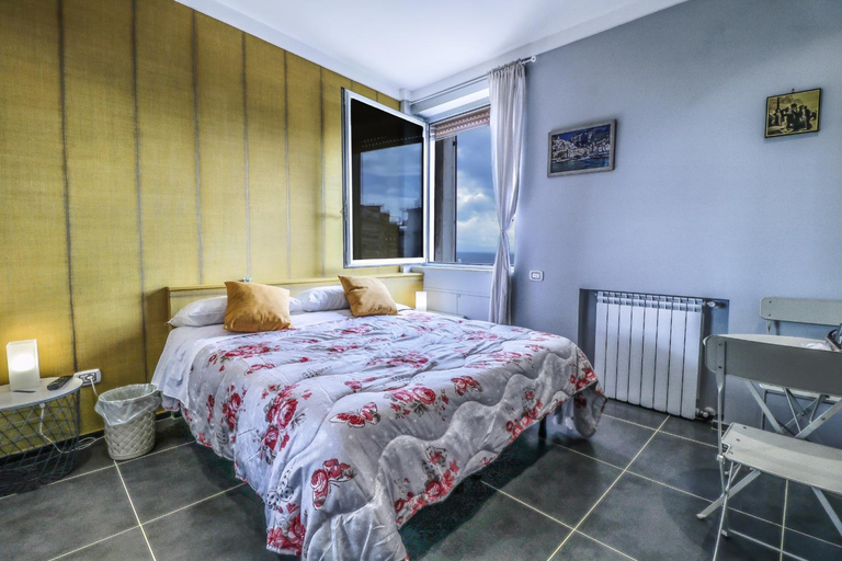Others 3, Il Grattacielo b&b, Napoli