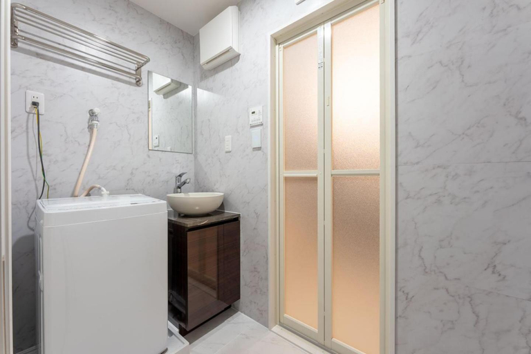 Bathroom 4