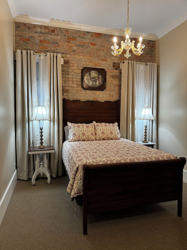 Bedroom 3, The Osceola Hotel and Event Center, Seminole
