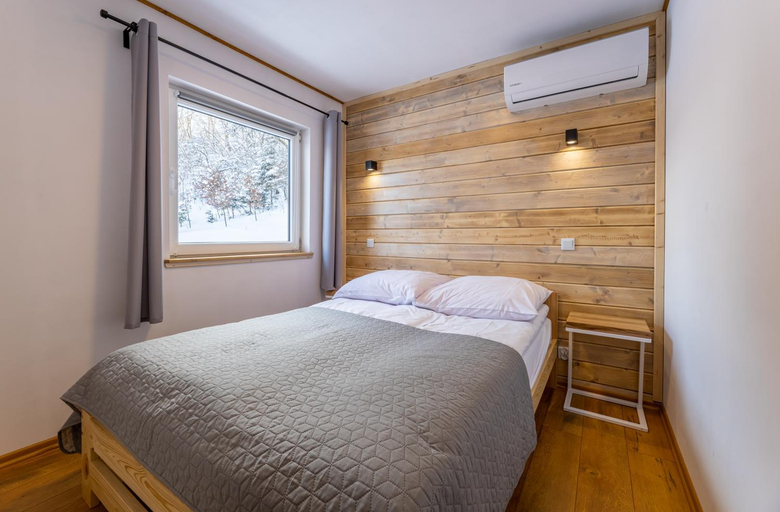 Bedroom 2, Dobre Miejsce, Bieszczady