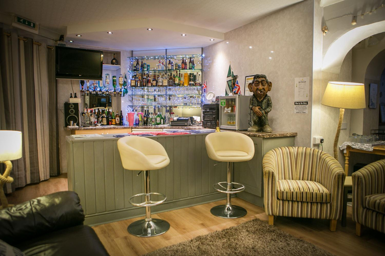 Food & Drinks 3, Glendower, Torbay