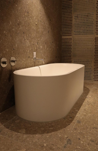 Bathroom 10