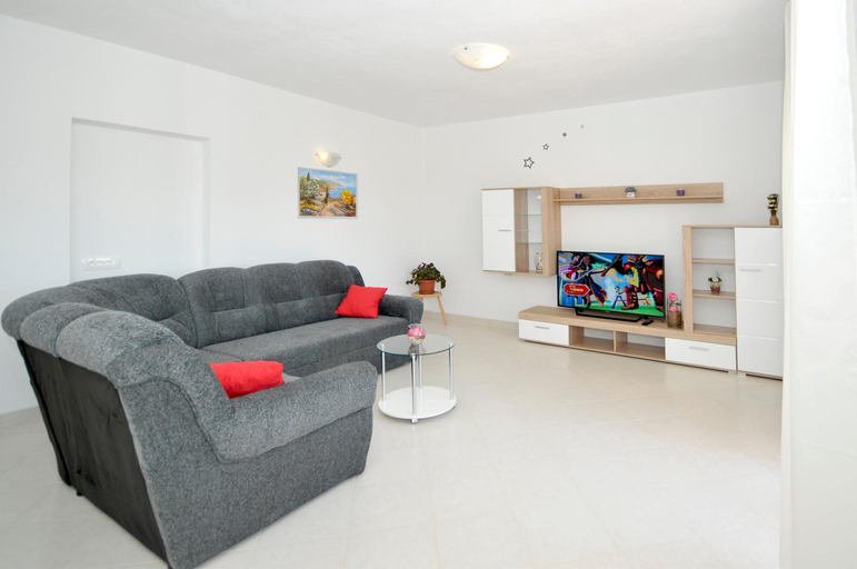 Others 3, Apartment Mira, Trogir