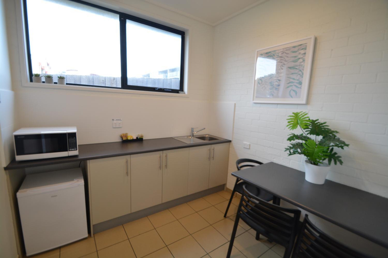 Others 4, Apollo Bay Beachfront Motel, Colac-Otway - South