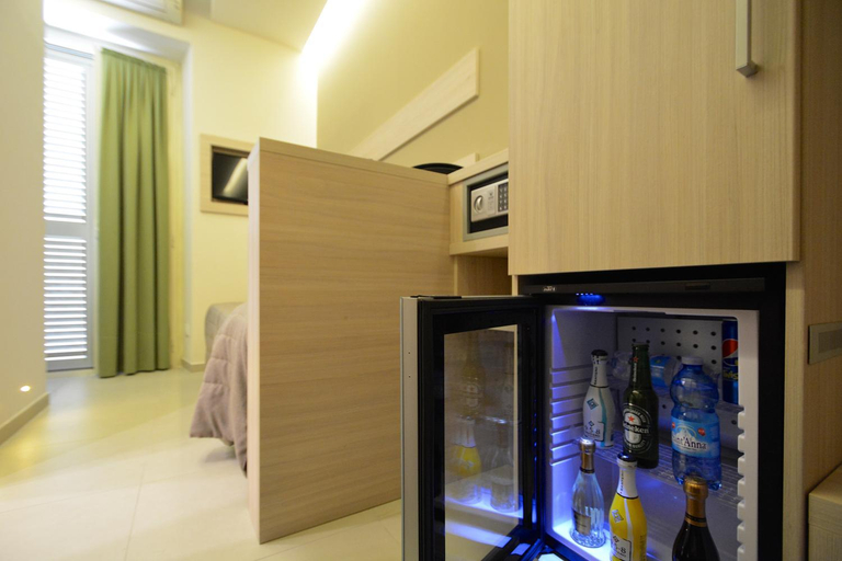 Bedroom 4, Hotel Eden, Torino