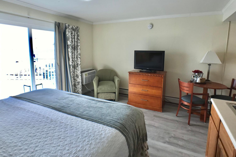 Bedroom 5, Sunrise Motel, York