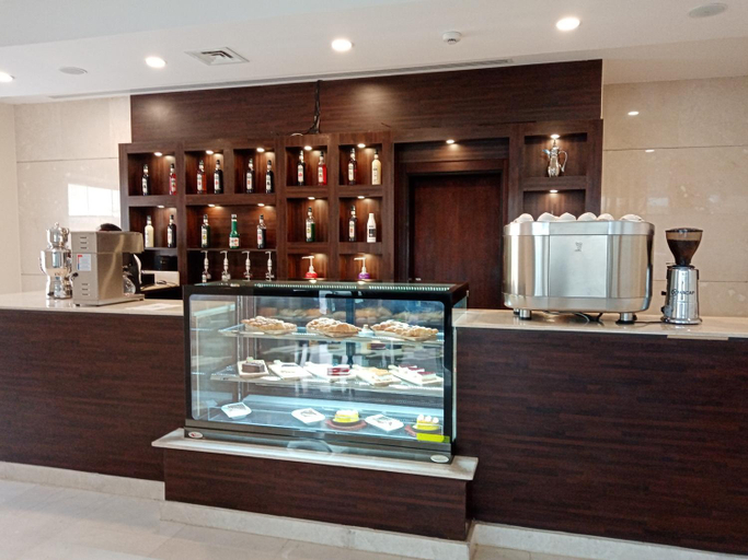 Food & Drinks 2, Khabti Grand Hotel