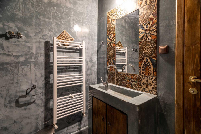 Bathroom 3, Lithochoro, Central Macedonia