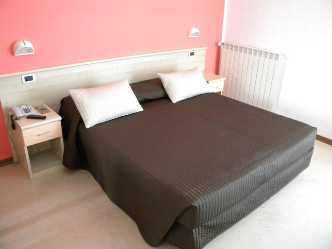 Bedroom 21